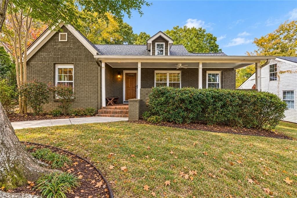 4 bedroom, 2 bathroom, 1,787 sq ft single family residence for sale at 1214 Stoneybrook Drive, Atlanta, GA 30316