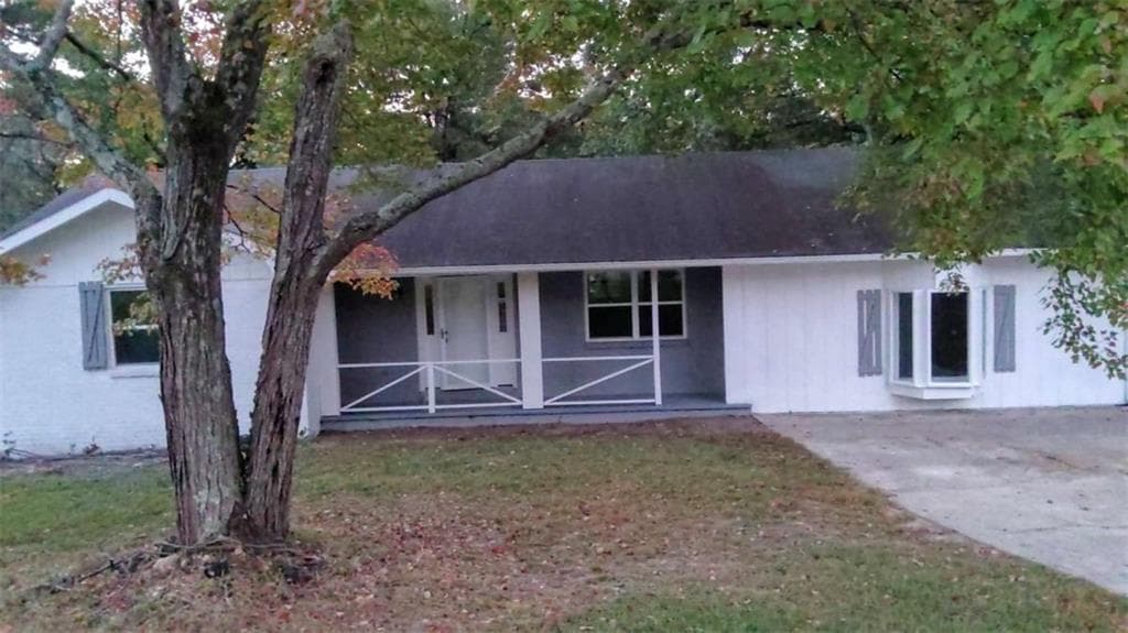 3 bedroom, 2 bathroom, 1,734 sq ft single family residence for sale at 446 Emmett Street, Riverdale, GA 30274
