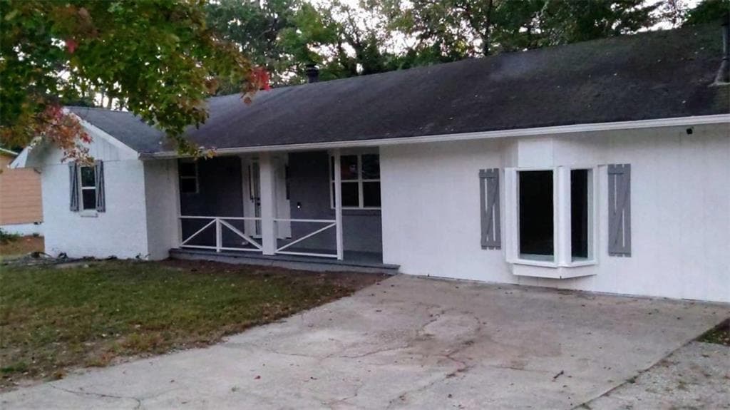 3 bedroom, 2 bathroom, 1,734 sq ft single family residence for sale at 446 Emmett Street, Riverdale, GA 30274 — photo 2