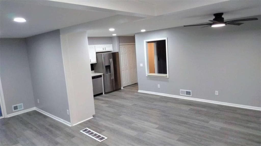 3 bedroom, 2 bathroom, 1,734 sq ft single family residence for sale at 446 Emmett Street, Riverdale, GA 30274 — photo 8
