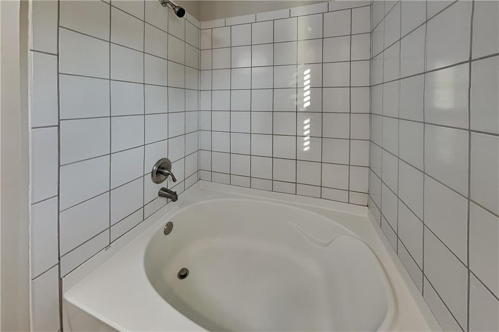 3 bedroom, 3 bathroom, 2,041 sq ft single family residence for rent at 89 Candy Lilly Court, Dallas, GA 30157 for $2,000 a month — photo 10