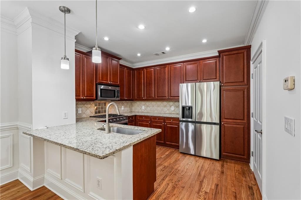 1 bedroom, 3 bathroom, 1,275 sq ft townhouse for rent at 3709 Ashford Creek Hill, Brookhaven, GA 30319 for $3,000 a month — photo 5