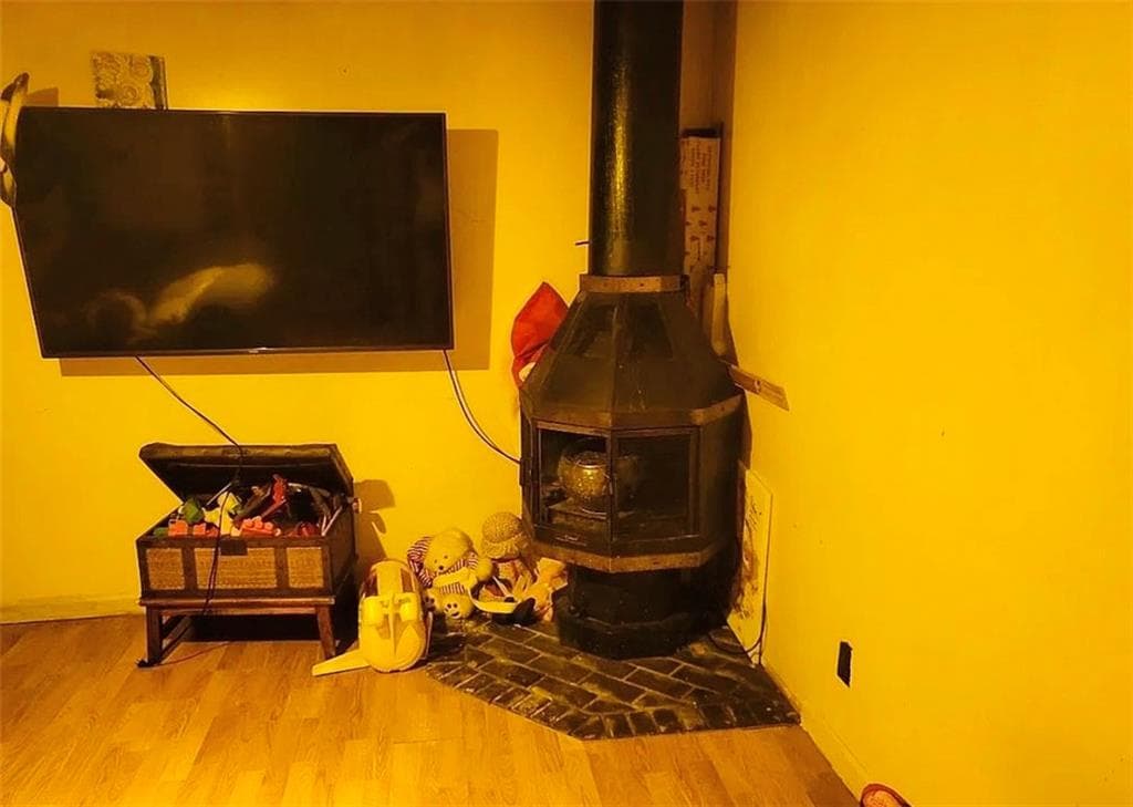 3 bedroom, 1,270 sq ft single family residence for sale at 3821 Highway 81 S, Covington, GA 30016 — photo 3