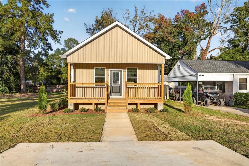 3 bedroom, 2 bathroom, 1,200 sq ft single family residence for sale at 14 Lake Shore Loop, Augusta, GA 30904 — photo 2