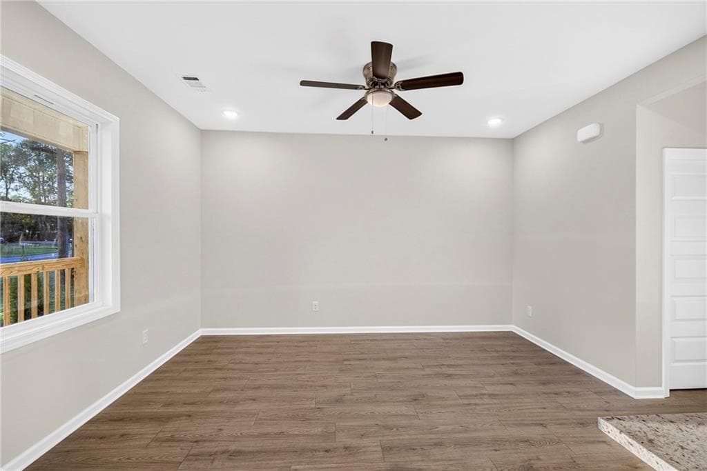 3 bedroom, 2 bathroom, 1,200 sq ft single family residence for sale at 14 Lake Shore Loop, Augusta, GA 30904 — photo 7