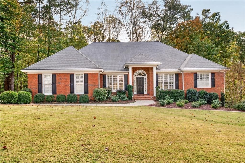 3 bedroom, 4 bathroom, 2,695 sq ft single family residence for sale at 203 Jeffrey Drive, Woodstock, GA 30188
