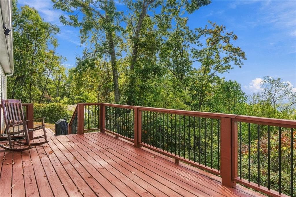 3 bedroom, 2 bathroom, 1,568 sq ft single family residence for sale at 517 Mountain Oak Trail, Jasper, GA 30143 — photo 3