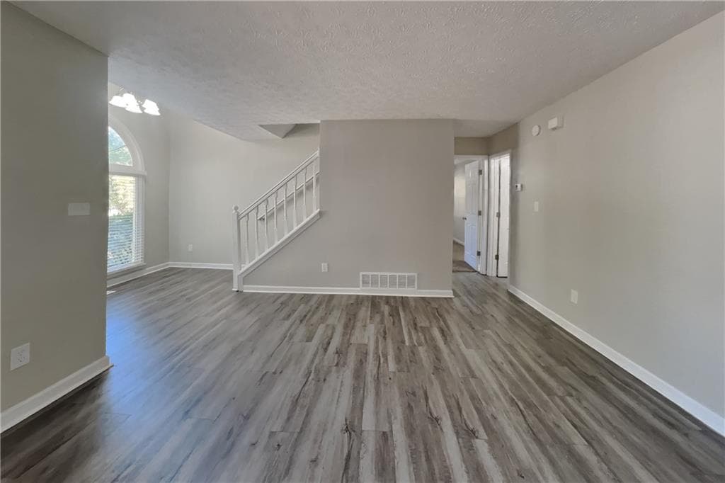 3 bedroom, 3 bathroom, 1,863 sq ft single family residence for rent at 394 Yellowstone Drive, Powder Springs, GA 30127 for $2,040 a month — photo 2