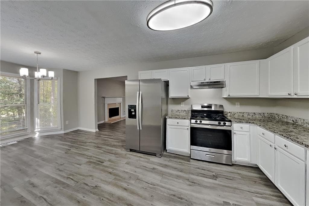 3 bedroom, 3 bathroom, 1,863 sq ft single family residence for rent at 394 Yellowstone Drive, Powder Springs, GA 30127 for $2,040 a month — photo 4