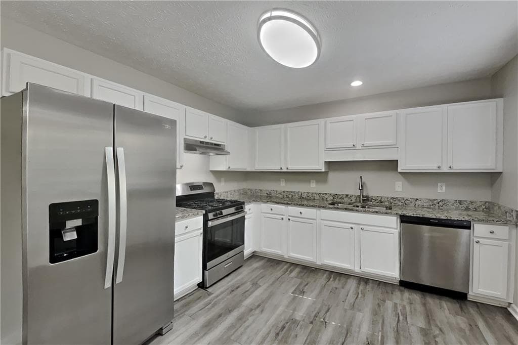 3 bedroom, 3 bathroom, 1,863 sq ft single family residence for rent at 394 Yellowstone Drive, Powder Springs, GA 30127 for $2,040 a month — photo 5
