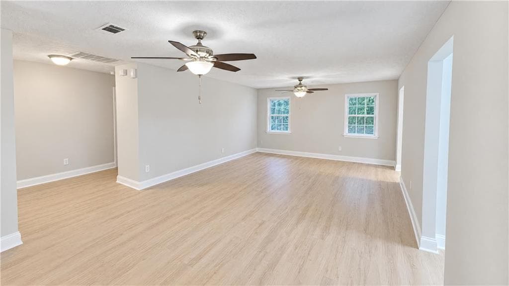 4 bedroom, 2 bathroom, 1,896 sq ft single family residence for sale at 2699 Georgia Highway 100, Hogansville, GA 30230 — photo 3