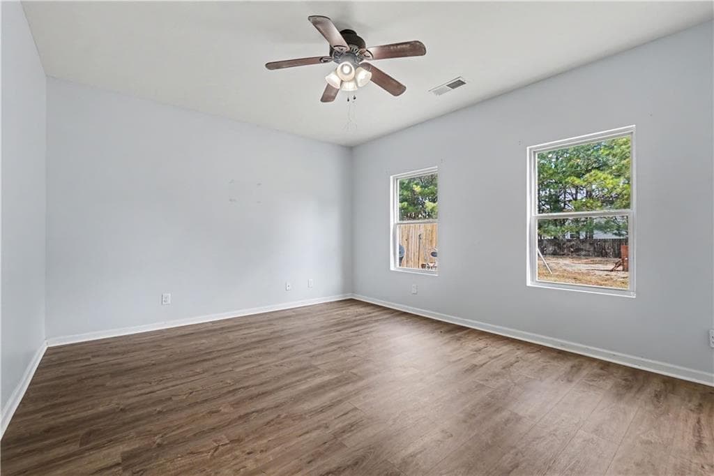 4 bedroom, 3 bathroom, 2,450 sq ft single family residence for sale at 374 Shady Glen, Dallas, GA 30132 — photo 6