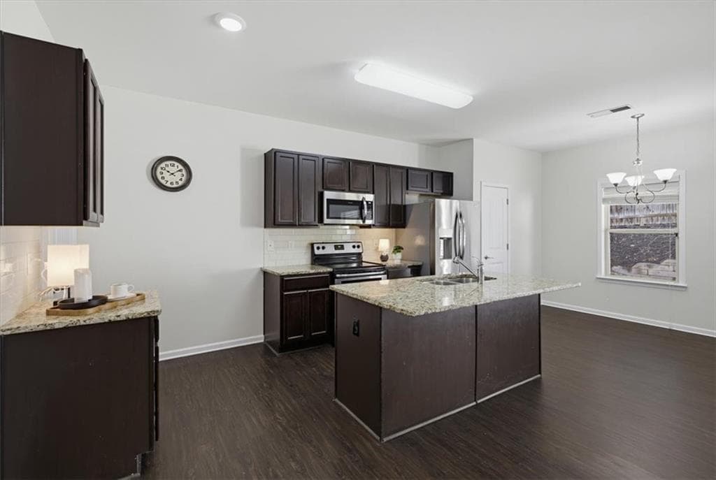 3 bedroom, 3 bathroom, 1,335 sq ft townhouse for sale at 3261 Garden Glade Ln, Lithonia, GA 30038 — photo 8