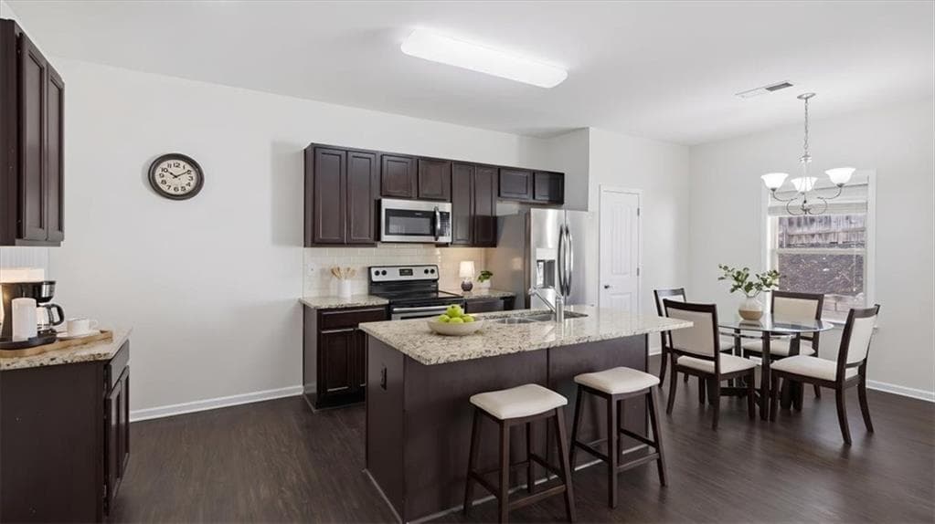 3 bedroom, 3 bathroom, 1,335 sq ft townhouse for sale at 3261 Garden Glade Ln, Lithonia, GA 30038 — photo 9