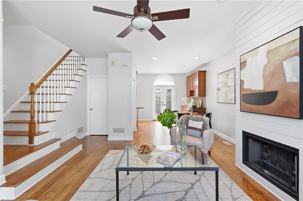 3 bedroom, 4 bathroom, 1,054 sq ft townhouse for sale at 829 Piedmont Avenue A, Atlanta, GA 30308 — photo 7
