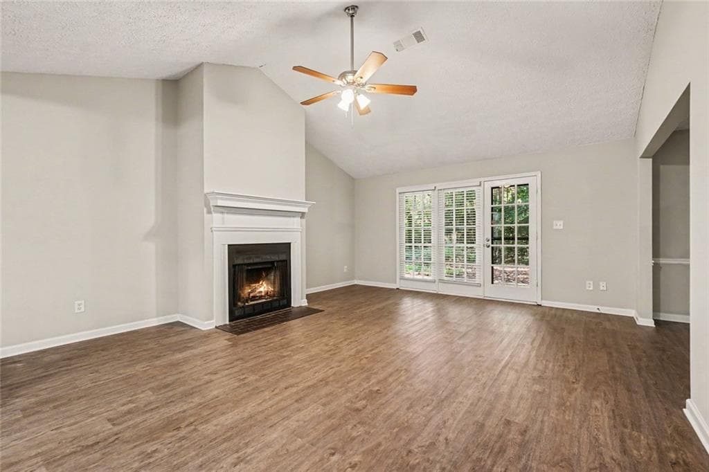 3 bedroom, 2 bathroom, 2,046 sq ft single family residence for sale at 2215 Arbor Forest Trail, Marietta, GA 30064 — photo 8