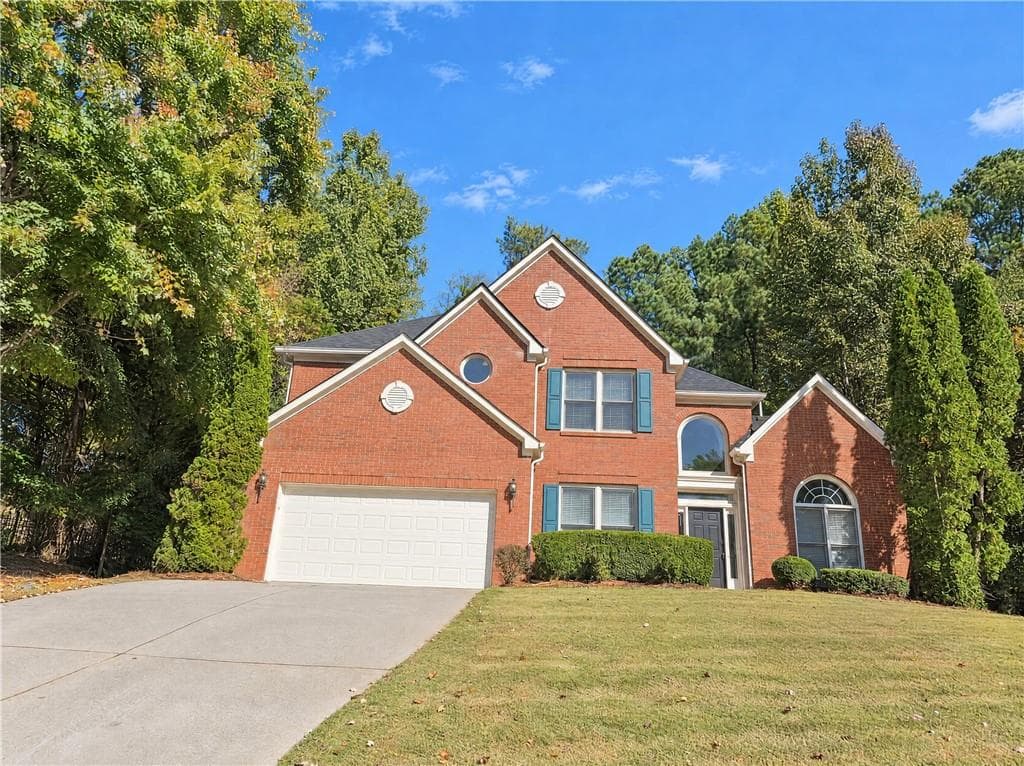 4 bedroom, 3 bathroom, 2,432 sq ft single family residence for sale at 1860 Oak Tree Hollow, Alpharetta, GA 30005