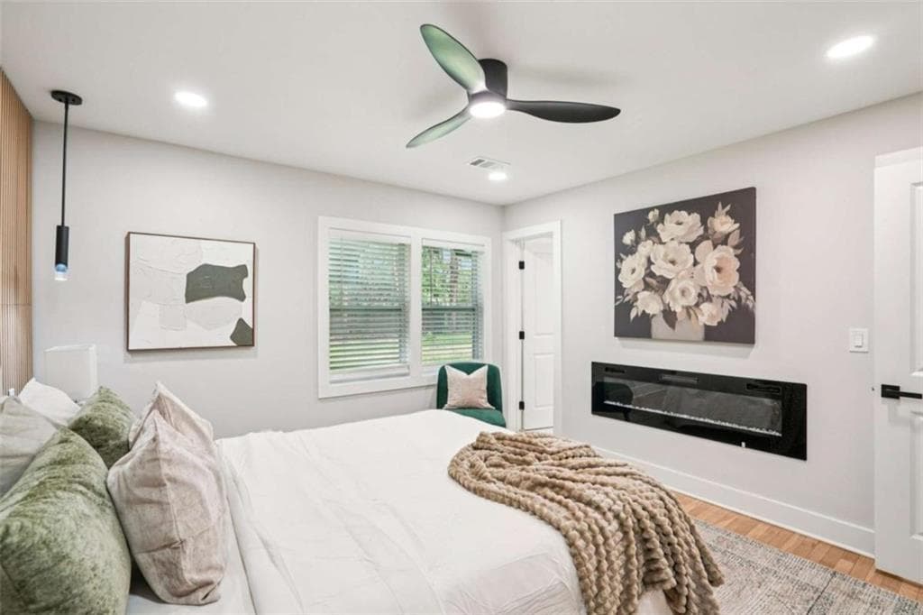 4 bedroom, 3 bathroom, 2,100 sq ft single family residence for sale at 5170 Chamblee Dunwoody Road, Atlanta, GA 30338 — photo 10