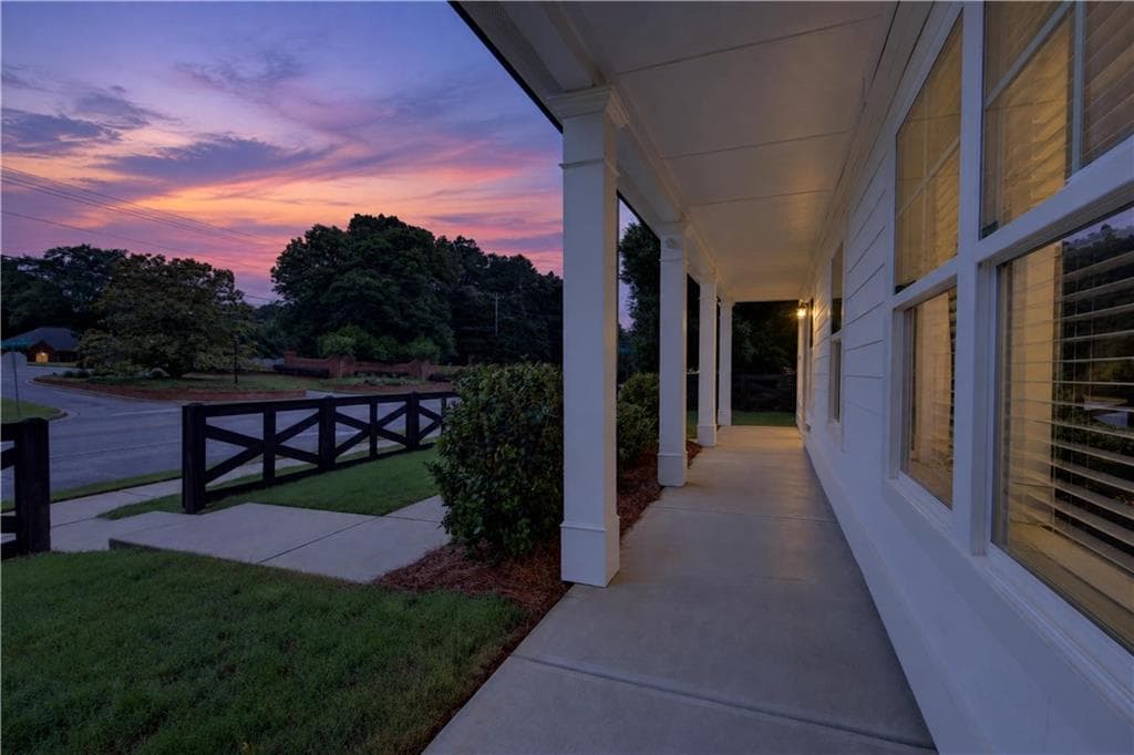 4 bedroom, 3 bathroom, 2,246 sq ft single family residence for sale at 795 Mitchell Bridge Road, Athens, GA 30606 — photo 3