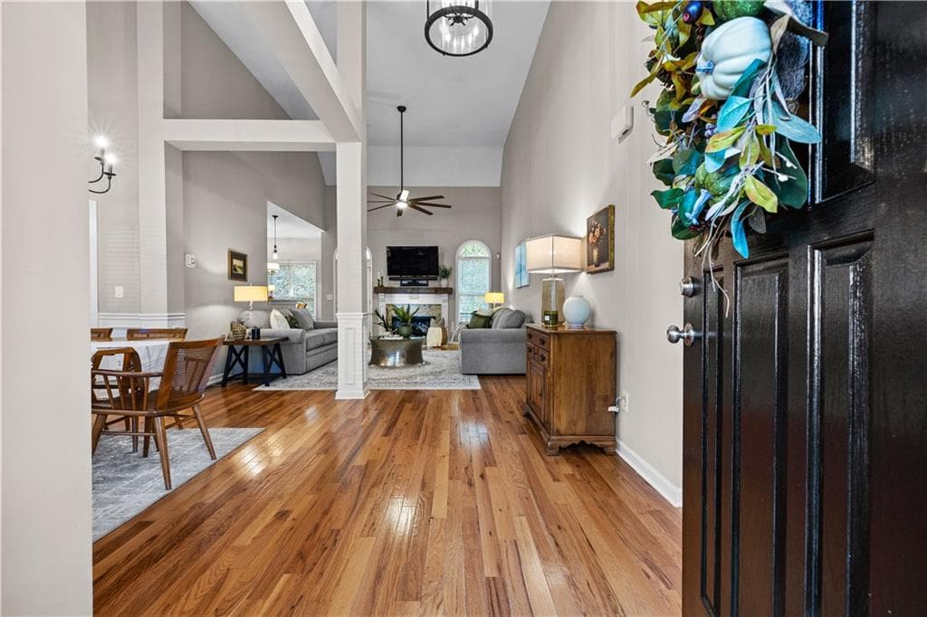 4 bedroom, 3 bathroom, 3,300 sq ft single family residence for sale at 25 Lyndhurst Way, Sharpsburg, GA 30277 — photo 4