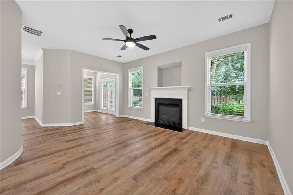 3 bedroom, 3 bathroom, 2,390 sq ft townhouse for sale at 13968 Sunfish Bend, Alpharetta, GA 30004 — photo 6