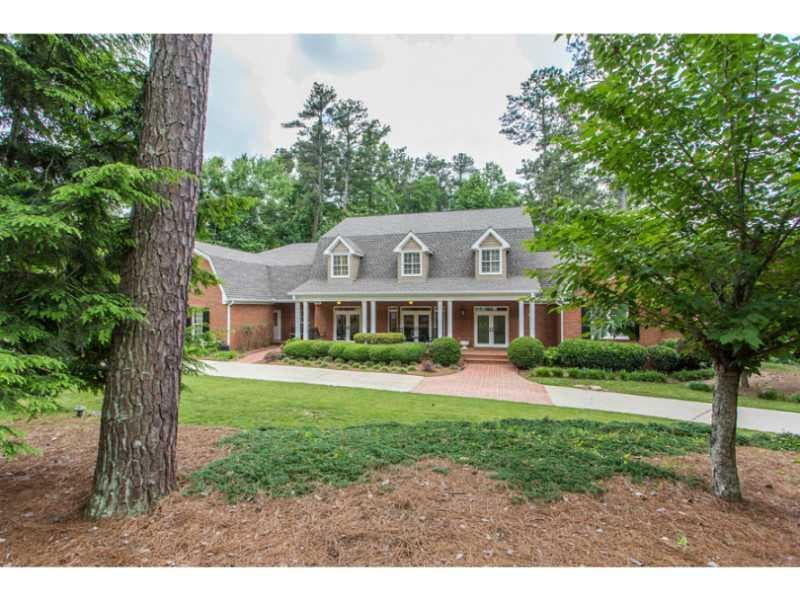 7 bedroom, 6,388 sq ft single family residence sold at 4585 Club Drive, Atlanta, GA 30319