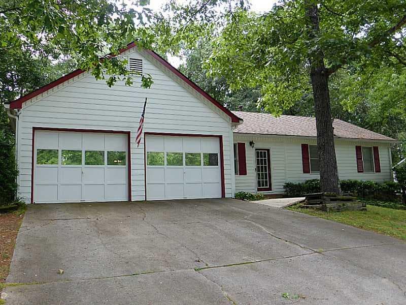 303 N Briar Ridge, Woodstock, GA 30189 — most recent listing photo