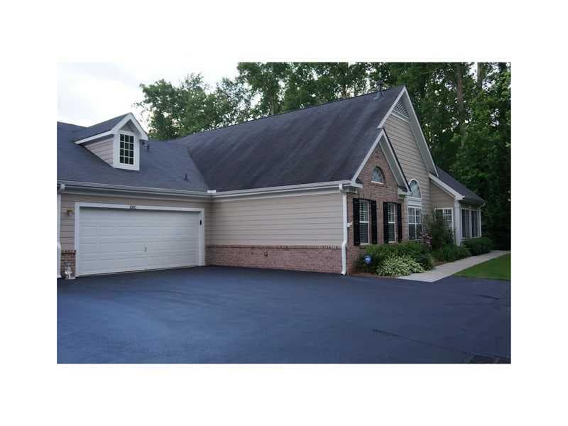 2000 Village Lane 2000, Roswell, GA 30075 — most recent listing photo