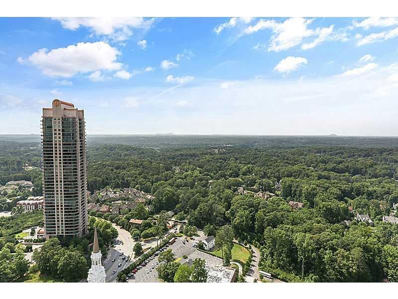 3 bedroom, 2,792 sq ft condominium sold at 3630 Peachtree Road 3107, Atlanta, GA 30326