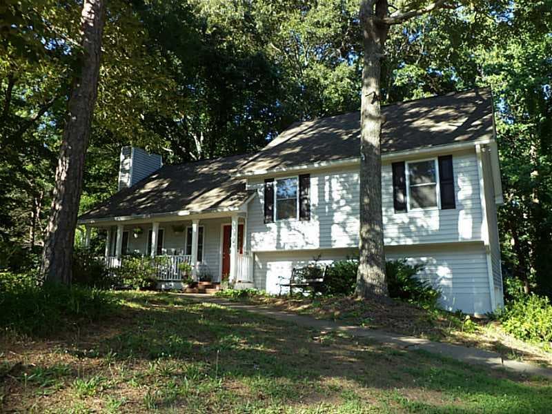 3 bedroom, 1,248 sq ft single family residence sold at 396 Walnut Drive, Woodstock, GA 30189