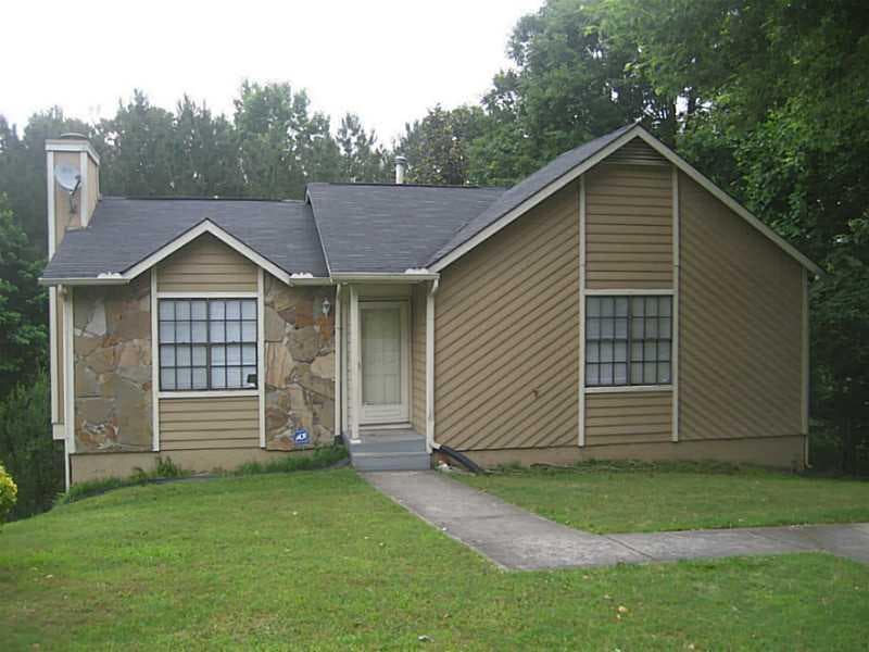 4 bedroom, 1,302 sq ft single family residence sold at 2654 Laurel View Drive, Snellville, GA 30039
