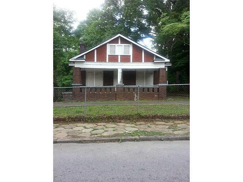 3 bedroom single family residence sold at 1047 White Oak Avenue, Atlanta, GA 30310
