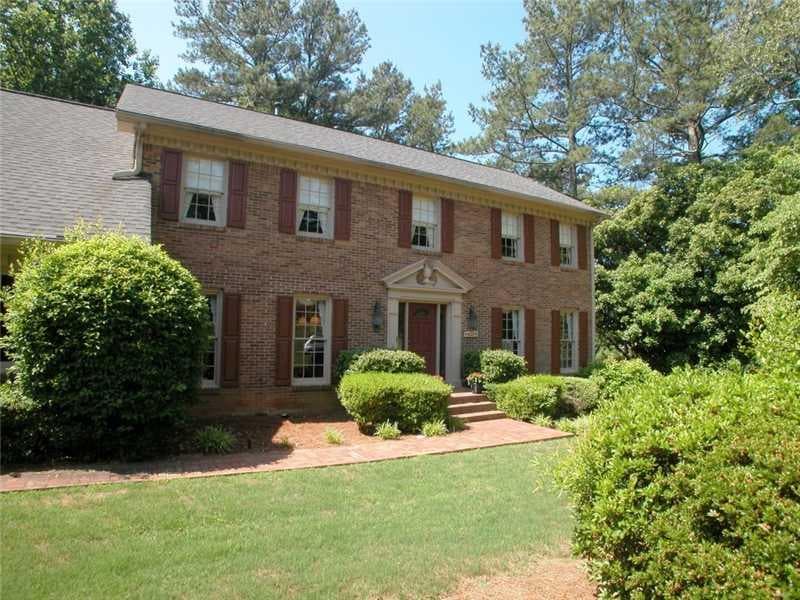 635 Spindlewick Drive, Sandy Springs, GA 30350 — most recent listing photo