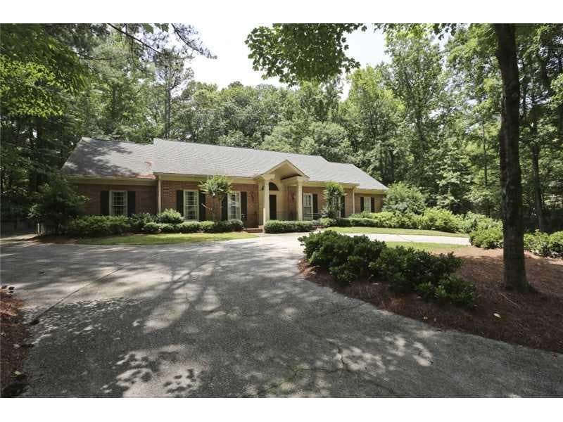 4572 Rebel Valley View, Vinings, GA 30339 — most recent listing photo