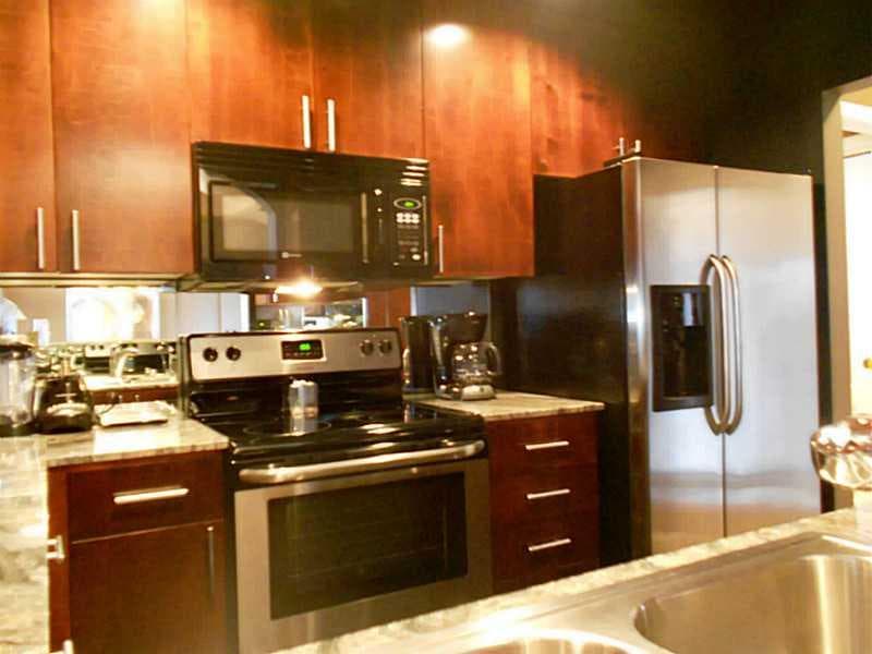 2 bedroom, 1,390 sq ft condominium sold at 3475 Oak Valley Road 2220, Atlanta, GA 30326