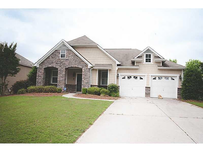 3 bedroom, 2,335 sq ft single family residence sold at 2813 Brookford Lane, Atlanta, GA 30331