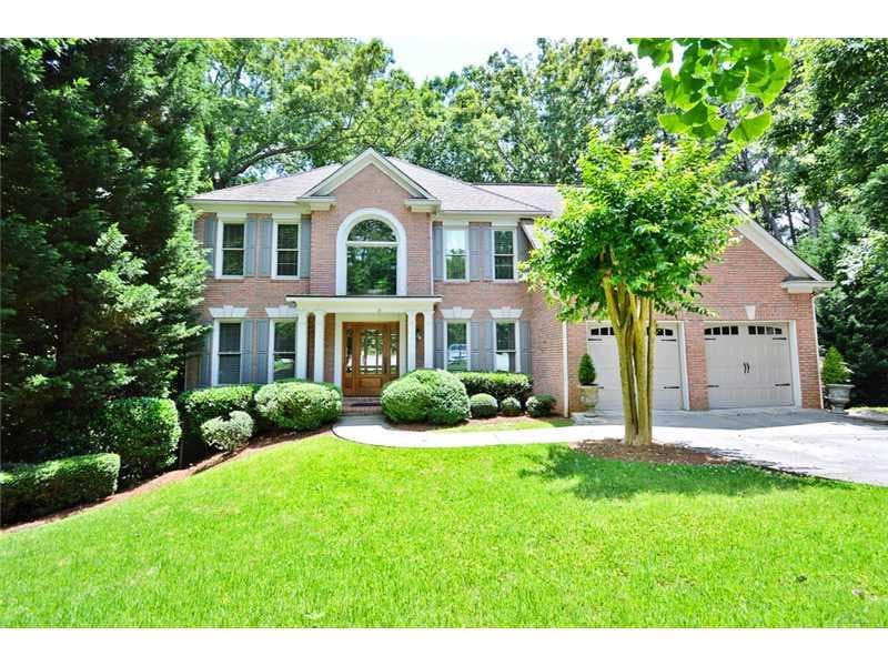5 bedroom, 3,488 sq ft single family residence sold at 1810 Crest Oaks Place, Atlanta, GA 30345