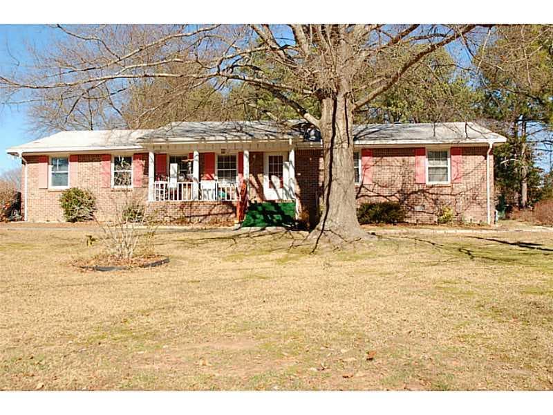 2004 Deerfield Run, Snellville, GA 30078 — most recent listing photo
