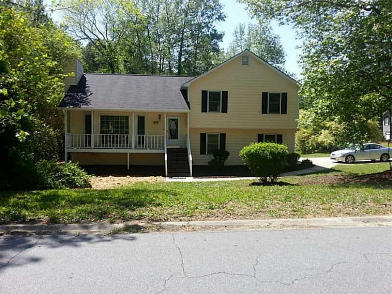 3 bedroom, 1,360 sq ft single family residence sold at 1633 Kimble Drive, Marietta, GA 30064