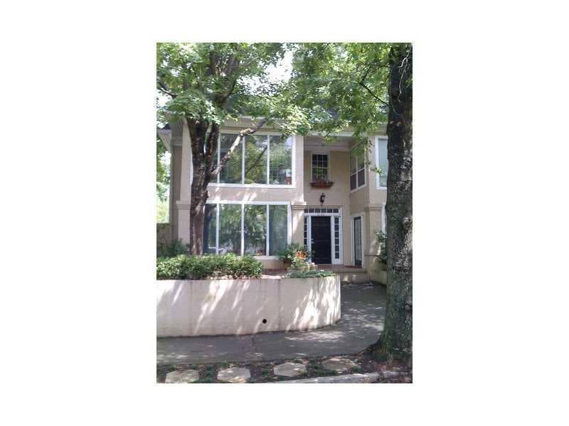 1 bedroom, 930 sq ft condominium sold at 1120 Rosedale Drive 2, Atlanta, GA 30306