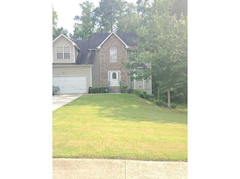 4 bedroom, 2,796 sq ft single family residence sold at 3712 Austin Woods Drive, Atlanta, GA 30331