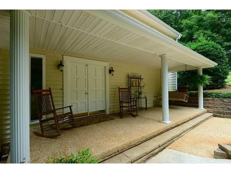 1861 Gallant Fox Lane, Marietta, GA 30062 — most recent listing photo