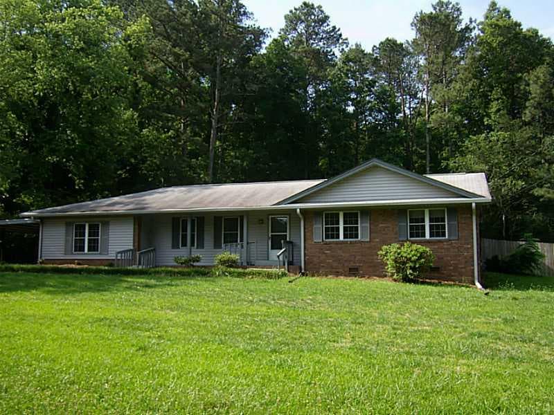 3 bedroom, 1,870 sq ft single family residence sold at 1065 MURRAY Circle, Marietta, GA 30064