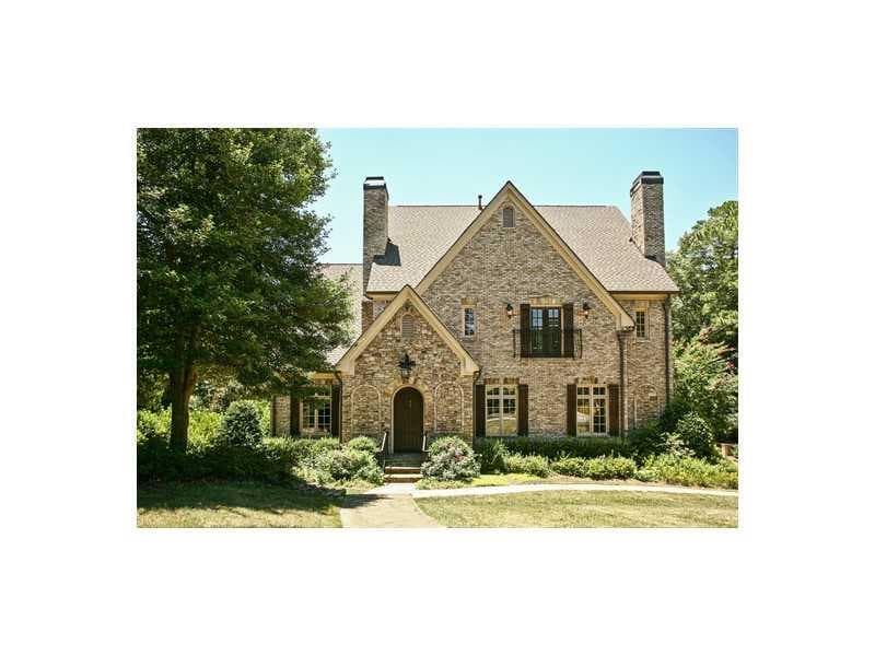 6 bedroom, 6,149 sq ft single family residence sold at 4700 DUDLEY Lane, Atlanta, GA 30327