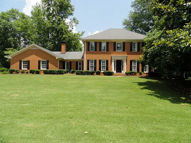 110 Saddle Creek Drive, Roswell, GA 30076 — most recent listing photo