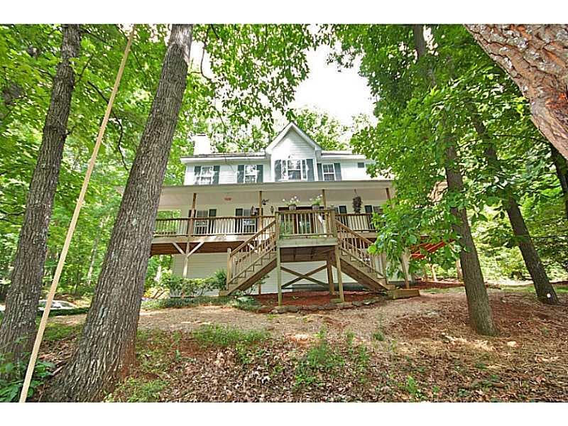3 bedroom, 2,500 sq ft single family residence sold at 981 Cochran Ridge Road, Hiram, GA 30141