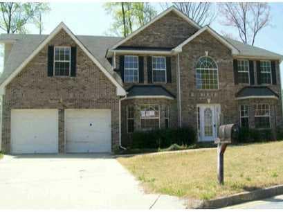5 bedroom single family residence sold at 3945 Smithfield Trail, Ellenwood, GA 30294