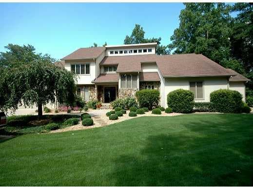 5 bedroom single family residence sold at 6645 Garrett Road, Buford, GA 30518