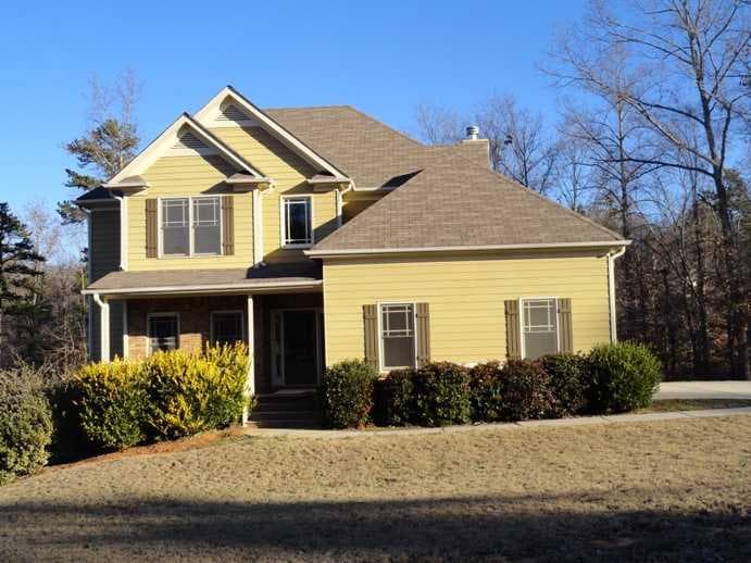 3 bedroom, 2,099 sq ft single family residence sold at 205 Canyon Court, Winder, GA 30680