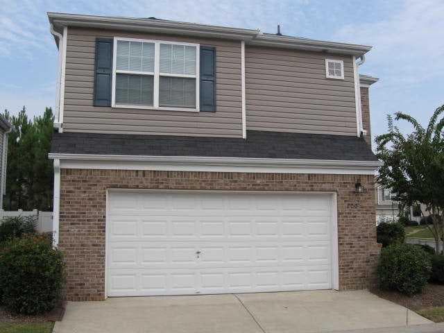 206 HIAWASSEE Drive, Woodstock, GA 30188 — most recent listing photo